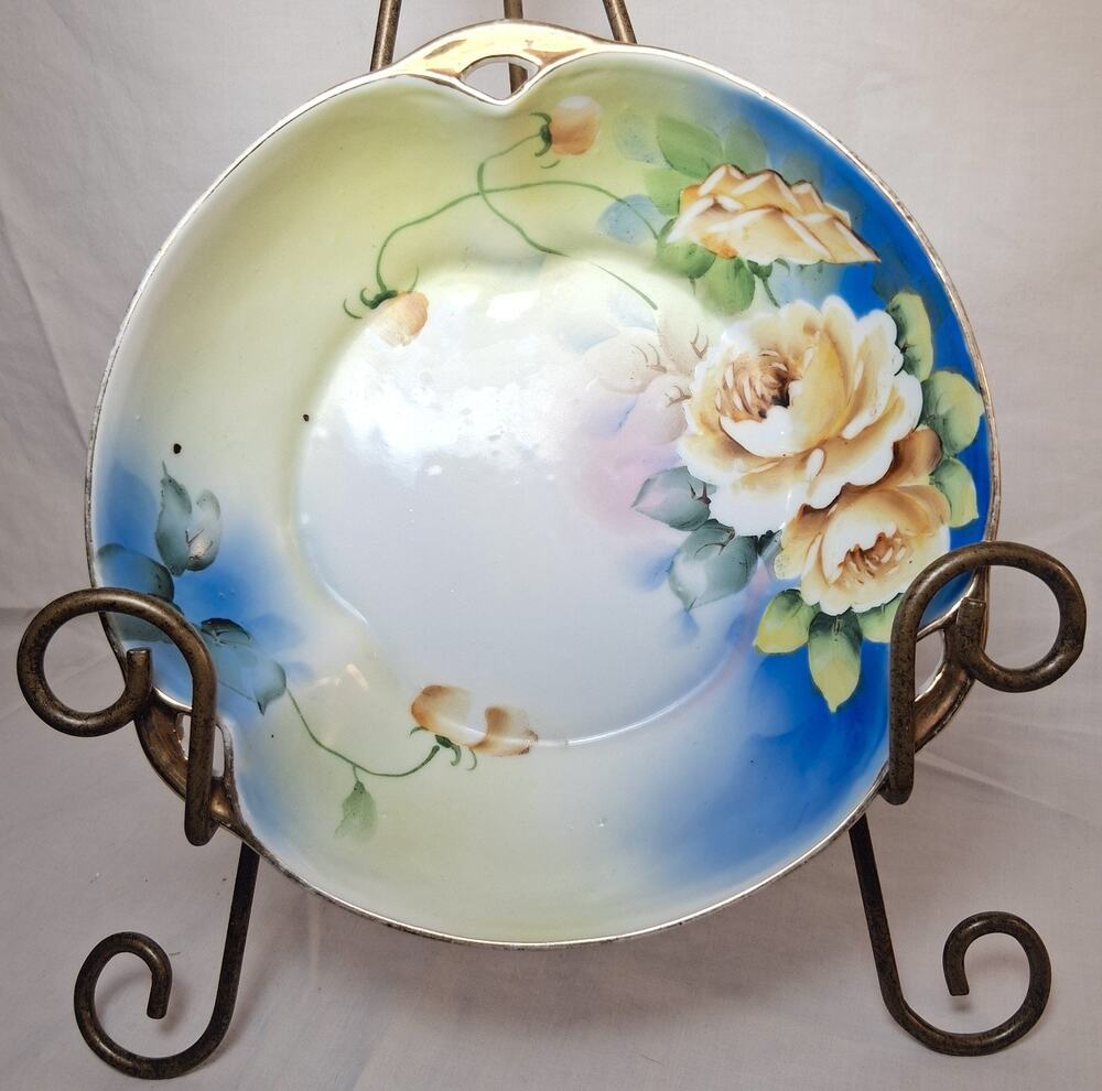 Vtg Handpainted 7.5" Gilt Handled Porcelain Bowl w\ Yellow Roses Made In Japan